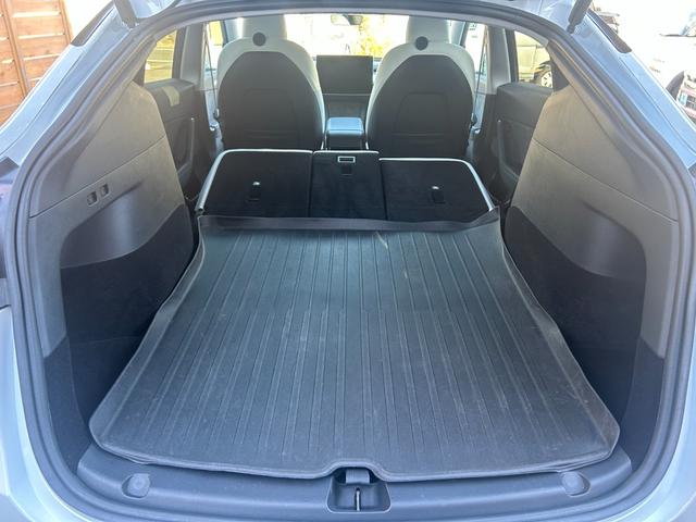 モデルＹ 　プレミアムホワイトインテリア／オートパイロット／パノラマガラスルーフ／パワーフランク／パワーシート／全席シートヒーター／アラウンドビュー／ステアリングヒーター（26枚目）