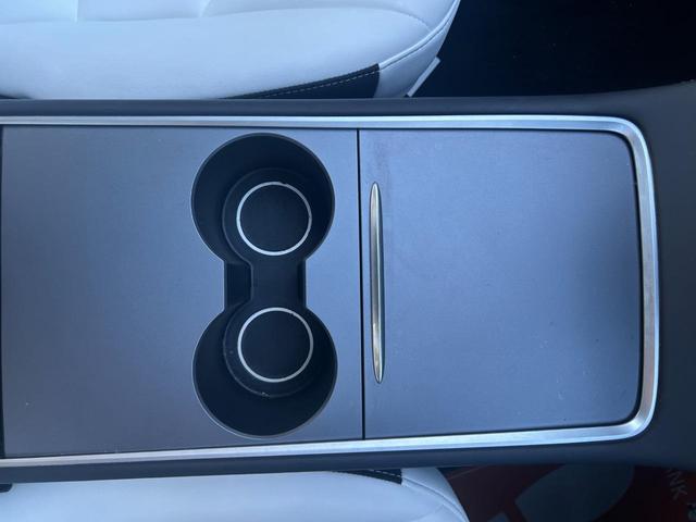 モデルＹ 　プレミアムホワイトインテリア／オートパイロット／パノラマガラスルーフ／パワーフランク／パワーシート／全席シートヒーター／アラウンドビュー／ステアリングヒーター（57枚目）