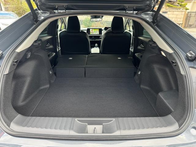 プリウス Ｚ　パノラマルーフ／全方位カメラ／ＥＴＣ／ＨＤＭＩ／クルコン／非接触充電／ＵＳＢ－Ｃ／デジタルインナーミラー／シートメモリー／シートヒーター／ステアリングヒーター／ベンチレーション（26枚目）