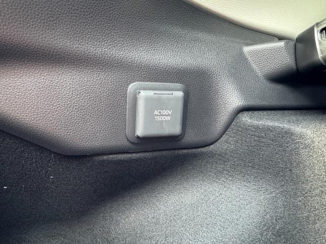 プリウス Ｚ　パノラマルーフ／全方位カメラ／ＥＴＣ／ＨＤＭＩ／クルコン／非接触充電／ＵＳＢ－Ｃ／デジタルインナーミラー／シートメモリー／シートヒーター／ステアリングヒーター／ベンチレーション（47枚目）
