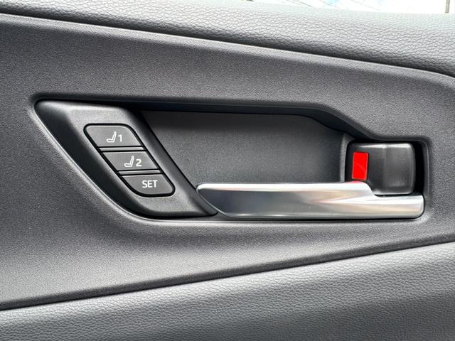 プリウス Ｚ　パノラマルーフ／全方位カメラ／ＥＴＣ／ＨＤＭＩ／クルコン／非接触充電／ＵＳＢ－Ｃ／デジタルインナーミラー／シートメモリー／シートヒーター／ステアリングヒーター／ベンチレーション（49枚目）