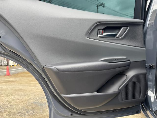 プリウス Ｚ　パノラマルーフ／全方位カメラ／ＥＴＣ／ＨＤＭＩ／クルコン／非接触充電／ＵＳＢ－Ｃ／デジタルインナーミラー／シートメモリー／シートヒーター／ステアリングヒーター／ベンチレーション（53枚目）