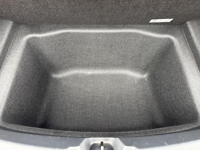 モデル３ ロングレンジ　オートパイロット／パノラマガラスルーフ／１５ｉｎセンターディスプレイ／置くだけ充電／４ＷＤ★全席シートヒーター／カードキー／アラウンドビュー／ＵＳＢ－Ｃ／Ｂｌｕｅｔｏｏｔｈ／ＬＥＤライト（27枚目）