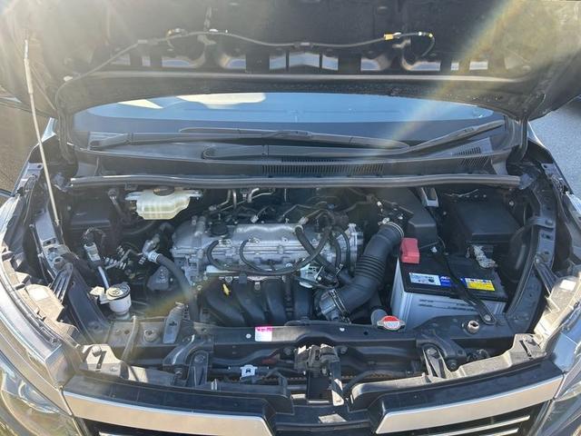 ヴォクシー ＺＳ　煌ＩＩ　ナビ／フルセグ／バックカメラ／Ｂｌｕｅｔｏｏｔｈ／両側パワースライドドア／スマートキー／衝突被害軽減／レーンキープアシスト／オートハイビーム／アイドリング／スマートキー（47枚目）