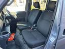 運転席側面の写真です。一番乗り降りが多いのでシートのスレやヘタリのチェックが重要です。