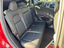 後部座席の写真です。座面、背もたれをご確認下さい。