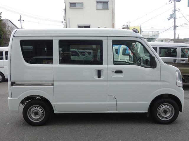 日産 ＮＶ１００クリッパーバン