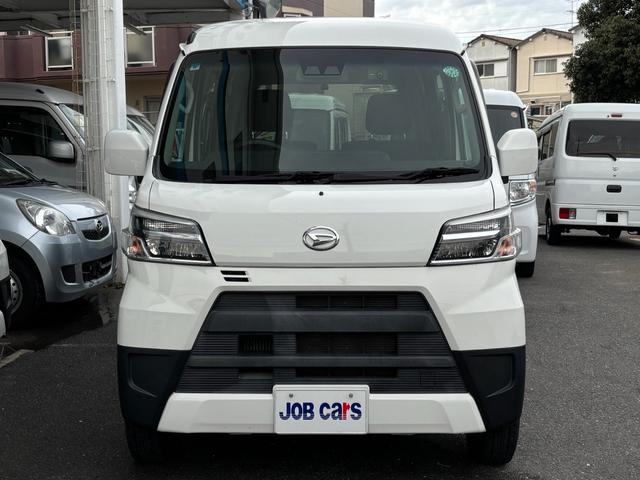 ハイゼットカーゴ クルーズターボＳＡＩＩＩ　ハイルーフ　４ＡＴ　メモリーナビ　ＥＴＣ　キーレス　パワーウィンドウ　衝突軽減システム　障害物センサー　アイドリングストップ　レーンアシスト　横滑り防止装置　点検整備記録簿　軽貨物　事業用登録可（4枚目）