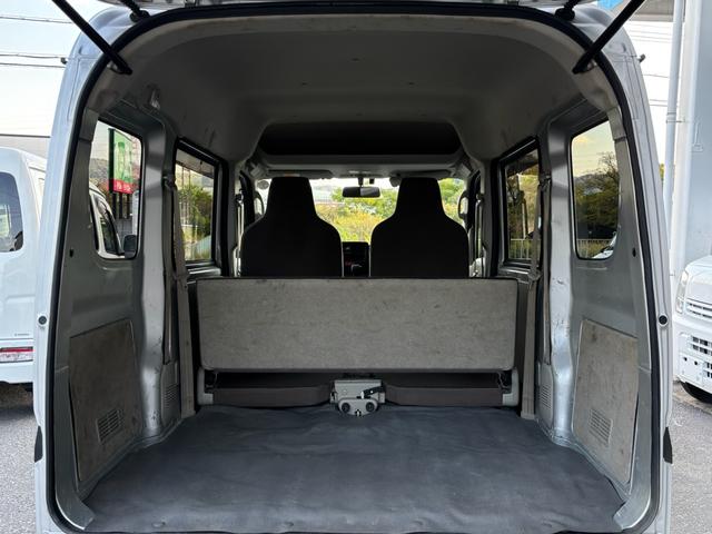 ＮＶ１００クリッパーバン ＤＸ　ＧＬパッケージ　ハイルーフ　４ＡＴ　キーレス　エアコン　パワステ　盗難防止装置　光軸ダイヤル　レーンアシスト　障害物センサー　取説　軽貨物　黒ナンバー　事業用登録可（11枚目）