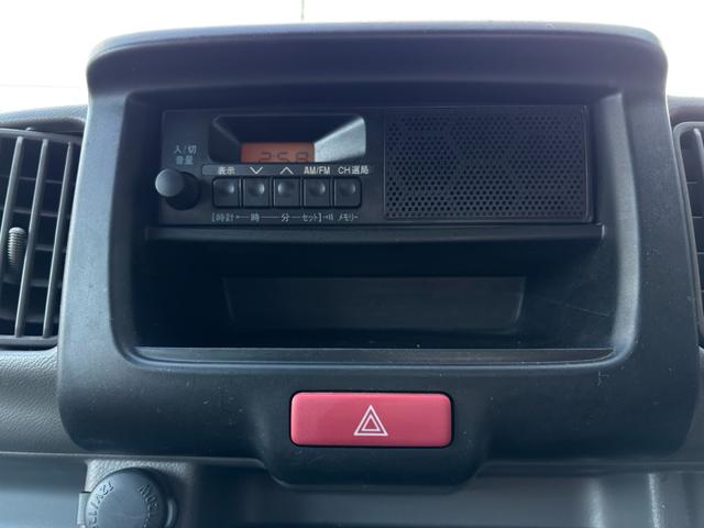 ＮＶ１００クリッパーバン ＤＸ　ＧＬパッケージ　ハイルーフ　４ＡＴ　キーレス　エアコン　パワステ　盗難防止装置　光軸ダイヤル　レーンアシスト　障害物センサー　取説　軽貨物　黒ナンバー　事業用登録可（28枚目）