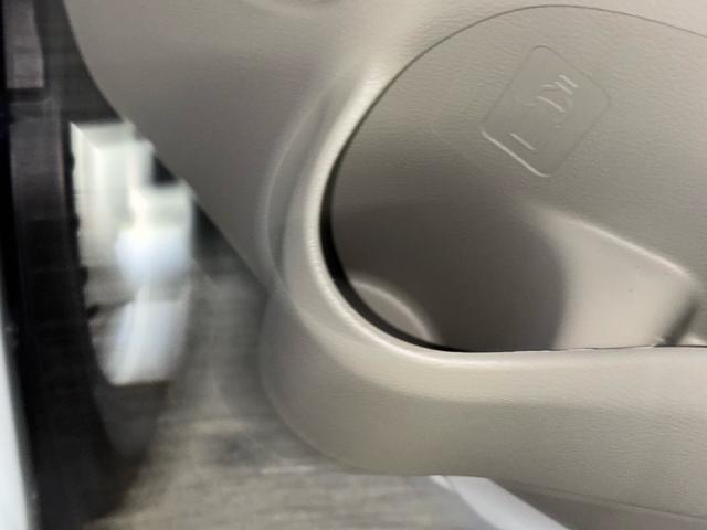 �^�]�Ȃ̉��Ƀh�����N�z���_�[�t���Ă܂���