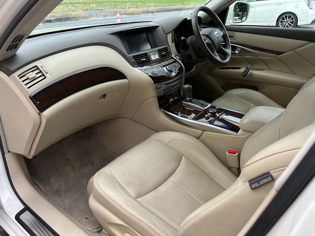 フーガ ２５０ＧＴ　タイプＰ　ＢＯＳＥ・ベージュ革シート・前席シートエアコン／全席シートヒーター・パワーシート・純正ナビ・フルセグ・ＣＤ／ＤＶＤ／ＢＴ・バック／サイドカメラ・クルコン・ＥＴＣ・オートライト・ＨＩＤ・保証付き（16枚目）