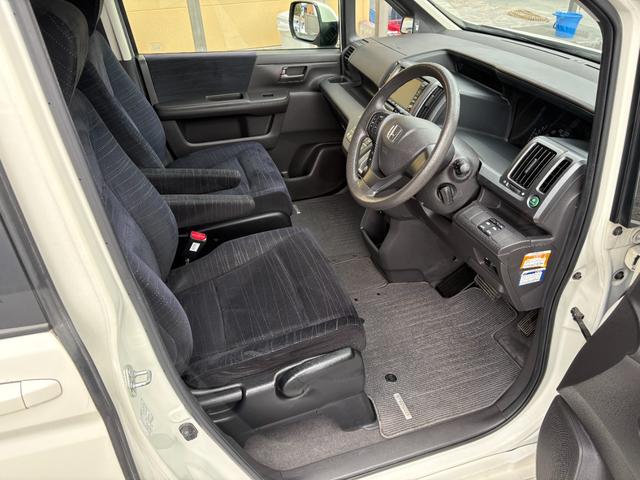 ステップワゴン Ｇ　ＨＤＤナビ　スマートスタイルエディション　両側電動スライドドア・純正ナビ・フルセグ・ＣＤ／ＤＶＤ再生・バックカメラ・ＥＴＣ・オートライト・ＨＩＤ・ステリモ・スマートキー・フォグライト・保証付き（9枚目）