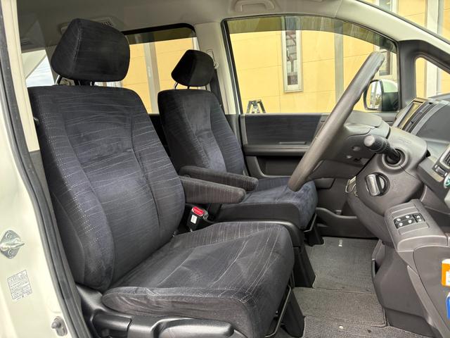 ステップワゴン Ｇ　ＨＤＤナビ　スマートスタイルエディション　両側電動スライドドア・純正ナビ・フルセグ・ＣＤ／ＤＶＤ再生・バックカメラ・ＥＴＣ・オートライト・ＨＩＤ・ステリモ・スマートキー・フォグライト・保証付き（10枚目）