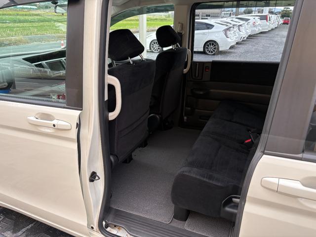 ステップワゴン Ｇ　ＨＤＤナビ　スマートスタイルエディション　両側電動スライドドア・純正ナビ・フルセグ・ＣＤ／ＤＶＤ再生・バックカメラ・ＥＴＣ・オートライト・ＨＩＤ・ステリモ・スマートキー・フォグライト・保証付き（17枚目）