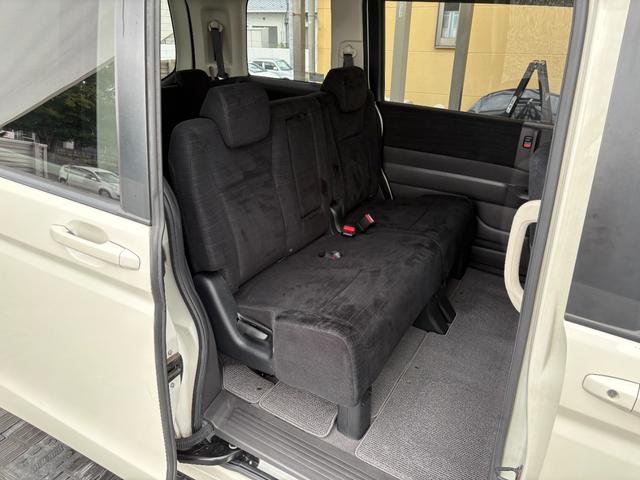 ステップワゴン Ｇ　ＨＤＤナビ　スマートスタイルエディション　両側電動スライドドア・純正ナビ・フルセグ・ＣＤ／ＤＶＤ再生・バックカメラ・ＥＴＣ・オートライト・ＨＩＤ・ステリモ・スマートキー・フォグライト・保証付き（22枚目）