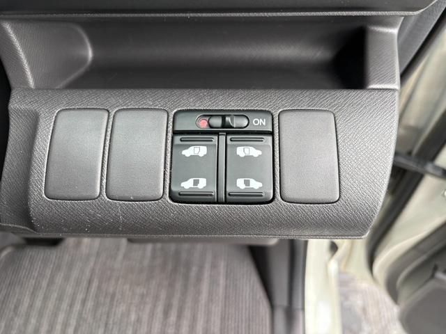 ステップワゴン Ｇ　ＨＤＤナビ　スマートスタイルエディション　両側電動スライドドア・純正ナビ・フルセグ・ＣＤ／ＤＶＤ再生・バックカメラ・ＥＴＣ・オートライト・ＨＩＤ・ステリモ・スマートキー・フォグライト・保証付き（40枚目）