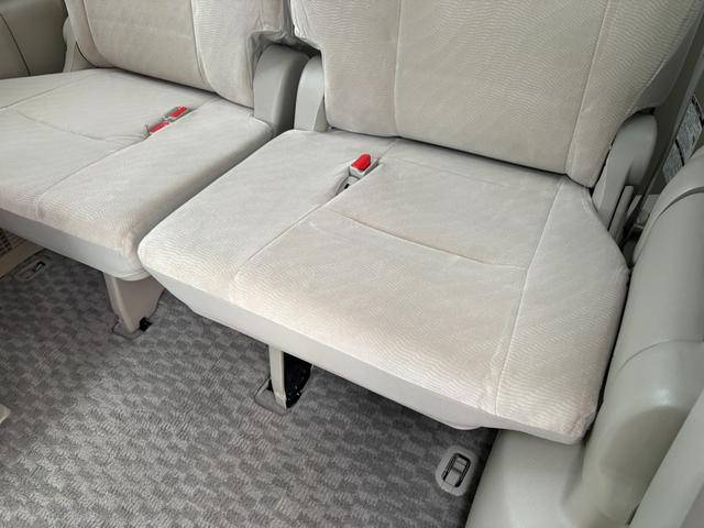 ノア Ｘ　Ｌセレクション　モデリスタフルエアロ・純正ナビ・ＴＶ・ＣＤ・ＤＶＤ再生可・後席モニター・ＥＴＣ・バックカメラ・両側スライド片側電動スライド・ＨＩＤ・スマートキー・電格ミラー・７人乗り・オートライト・保証付（26枚目）