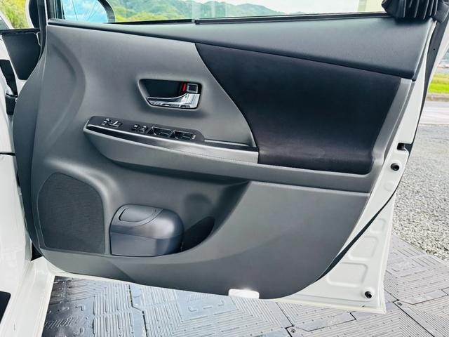 プリウスアルファ Ｓ　チューン　ブラック　モデリスタエアロ・ＷＯＲＫ１９ＡＷ・ガナドール４本出マフラー・車高調・社外テール・社外９インチナビ・バックカメラ・ＥＴＣ・クルコン・ＣＤ／ＤＶＤ／ＢＴ・ＬＥＤヘッドライト・社外レーダー・保証付き（29枚目）