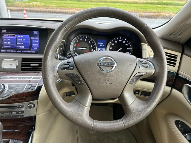 フーガ 250GT タイプP メーカーナビ・フルセグ・CD/DVD再生可・Bluetooth・ステリモ・ETC・バックカメラ・サイドカメラ・全席パワーシート・シートヒーター・シートエアコン・ACC・白革シート・HID・保証付(6枚目)