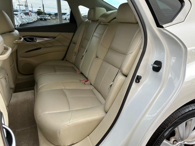 フーガ 250GT タイプP メーカーナビ・フルセグ・CD/DVD再生可・Bluetooth・ステリモ・ETC・バックカメラ・サイドカメラ・全席パワーシート・シートヒーター・シートエアコン・ACC・白革シート・HID・保証付(27枚目)