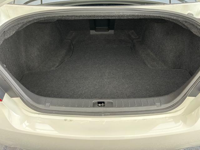 フーガ 250GT タイプP メーカーナビ・フルセグ・CD/DVD再生可・Bluetooth・ステリモ・ETC・バックカメラ・サイドカメラ・全席パワーシート・シートヒーター・シートエアコン・ACC・白革シート・HID・保証付(35枚目)