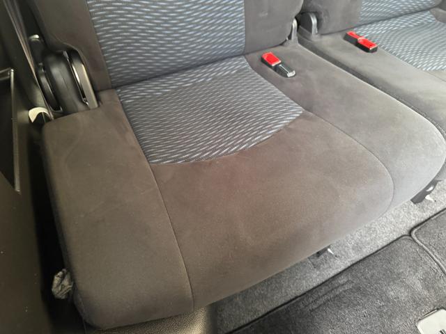 セレナ 20X S-ハイブリッドアドバンスドセーフティパック 衝突軽減ブレーキ・外品ナビ・フルセグ・CD再生可・Bluetooth・全周囲カメラ・ETC・クルコン・前後クリアランスソナー・両側スライド片側電動スライド・スマートキー・電格ミラー・保証付(32枚目)