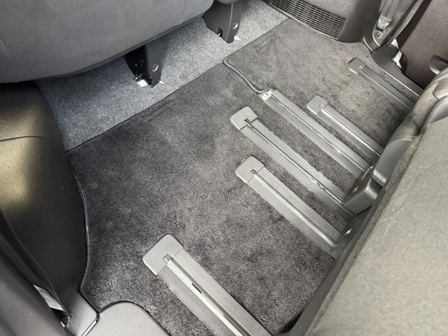 セレナ 20X S-ハイブリッドアドバンスドセーフティパック 衝突軽減ブレーキ・外品ナビ・フルセグ・CD再生可・Bluetooth・全周囲カメラ・ETC・クルコン・前後クリアランスソナー・両側スライド片側電動スライド・スマートキー・電格ミラー・保証付(33枚目)