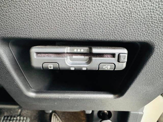 ムーヴキャンバス Ｘメイクアップリミテッド　ＳＡＩＩＩ　４ＷＤ・全周囲カメラ・両側電動スライドドア・純正ナビ・フルセグ・ＥＴＣ・ＣＤ／ＤＶＤ再生可・Ｂｌｕｅｔｏｏｔｈ・ＬＥＤヘッドライト・ＬＥＤフォグ・ステリモ・ＵＳＢ接続・ドラレコ・保証付き（10枚目）