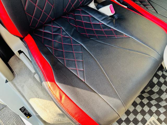 エブリイワゴン ＰＺターボスペシャル　衝突軽減ブレーキ・外品ナビ・フルセグ・ＣＤ・ＤＶＤ再生可・Ｂｌｕｅｔｏｏｔｈ・ＥＴＣ・バックカメラ・両側電動・レザー調シートカバー・ハイルーフ・ラゲージマット・ＨＩＤ・オートステップ・スマキー・保証付（14枚目）