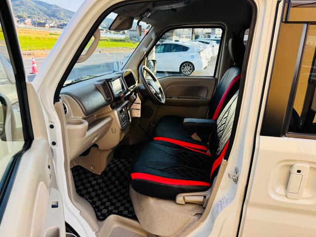 エブリイワゴン ＰＺターボスペシャル　衝突軽減ブレーキ・外品ナビ・フルセグ・ＣＤ・ＤＶＤ再生可・Ｂｌｕｅｔｏｏｔｈ・ＥＴＣ・バックカメラ・両側電動・レザー調シートカバー・ハイルーフ・ラゲージマット・ＨＩＤ・オートステップ・スマキー・保証付（16枚目）