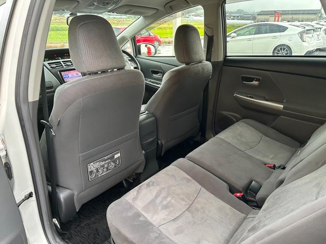 プリウスアルファ Gツーリングセレクション 純正ナビ・フルセグ・CD/DVD再生可・ステリモ・Bluetooth・バックカメラ・ETC・クルコン・ステリモ・前後クリアランスソナー・LEDヘッドライト・オートライト・フォグ・スマキー・保証付き(20枚目)