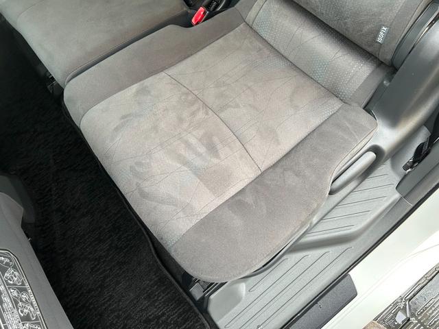 プリウスアルファ Gツーリングセレクション 純正ナビ・フルセグ・CD/DVD再生可・ステリモ・Bluetooth・バックカメラ・ETC・クルコン・ステリモ・前後クリアランスソナー・LEDヘッドライト・オートライト・フォグ・スマキー・保証付き(22枚目)