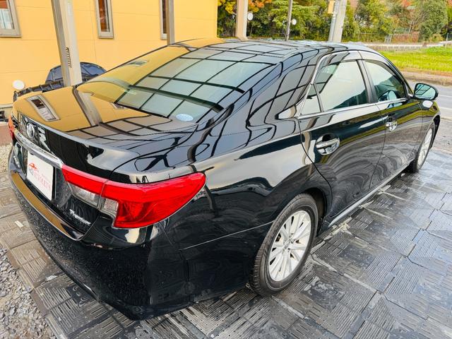 マークＸ プレミアム　社外８インチナビ・フルセグ・ＣＤ／ＤＶＤ再生可・Ｂｌｕｅｔｏｏｔｈ・バックカメラ・ＥＴＣ・クルコン・ＨＩＤ・ステリモ・オートライト・前席シートヒーター・前席パワーシート・電動リアシェード・ハーフレザー（40枚目）