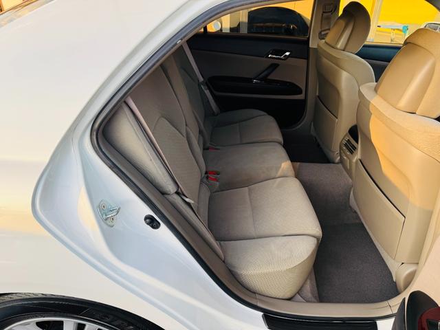 マークＸ ２５０Ｇ　Ｆパッケージスマートエディション　純正ナビ・ＴＶ・ＣＤ／ＤＶＤ再生可・バックカメラ・ＥＴＣ・オートライト・ステリモ・ＨＩＤ・パワーシート・リアスモーク・スマートキー・純正１６インチアルミ・保証付き（16枚目）