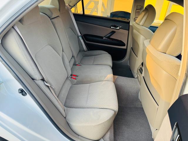 マークＸ ２５０Ｇ　Ｆパッケージスマートエディション　純正ナビ・ＴＶ・ＣＤ／ＤＶＤ再生可・バックカメラ・ＥＴＣ・オートライト・ステリモ・ＨＩＤ・パワーシート・リアスモーク・スマートキー・純正１６インチアルミ・保証付き（17枚目）