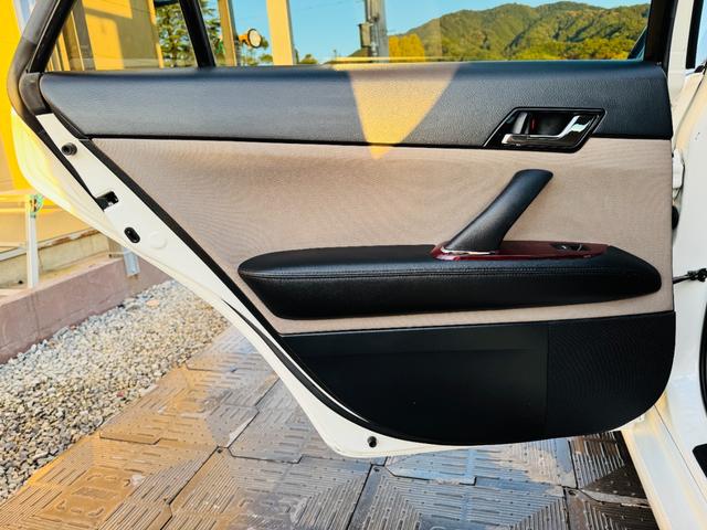 マークＸ ２５０Ｇ　Ｆパッケージスマートエディション　純正ナビ・ＴＶ・ＣＤ／ＤＶＤ再生可・バックカメラ・ＥＴＣ・オートライト・ステリモ・ＨＩＤ・パワーシート・リアスモーク・スマートキー・純正１６インチアルミ・保証付き（26枚目）