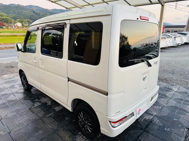 ハイゼットカーゴ クルーズターボＳＡＩＩＩ　純正ナビ・フルセグ・ＣＤ／ＤＶＤ／ＵＳＢ・Ｂｌｕｅｔｏｏｔｈ・ＥＴＣ・ＬＥＤヘッドライト・デジタルインナーミラー型前後ドラレコ・オートハイビーム・キーレス・保証付き（2枚目）