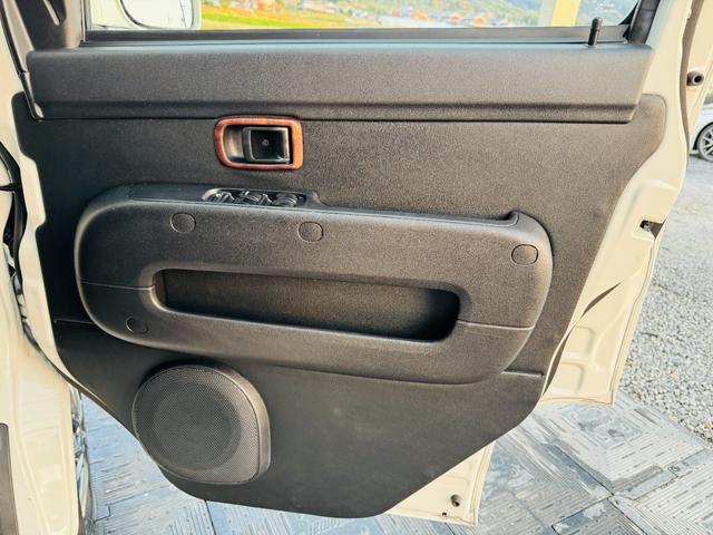 ハイゼットカーゴ クルーズターボＳＡＩＩＩ　純正ナビ・フルセグ・ＣＤ／ＤＶＤ／ＵＳＢ・Ｂｌｕｅｔｏｏｔｈ・ＥＴＣ・ＬＥＤヘッドライト・デジタルインナーミラー型前後ドラレコ・オートハイビーム・キーレス・保証付き（31枚目）