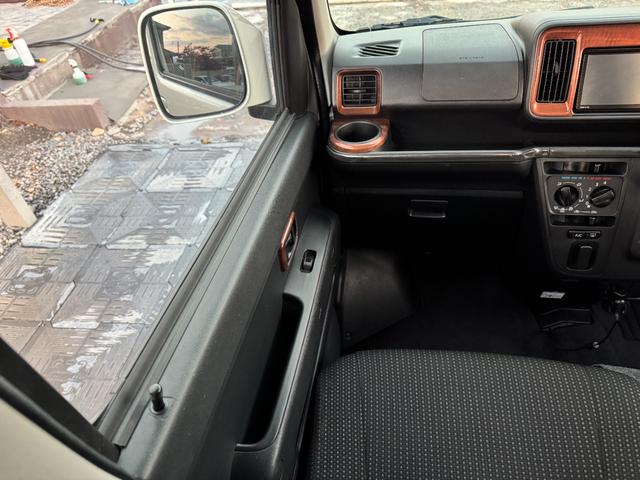 ハイゼットカーゴ クルーズターボＳＡＩＩＩ　純正ナビ・フルセグ・ＣＤ／ＤＶＤ／ＵＳＢ・Ｂｌｕｅｔｏｏｔｈ・ＥＴＣ・ＬＥＤヘッドライト・デジタルインナーミラー型前後ドラレコ・オートハイビーム・キーレス・保証付き（32枚目）