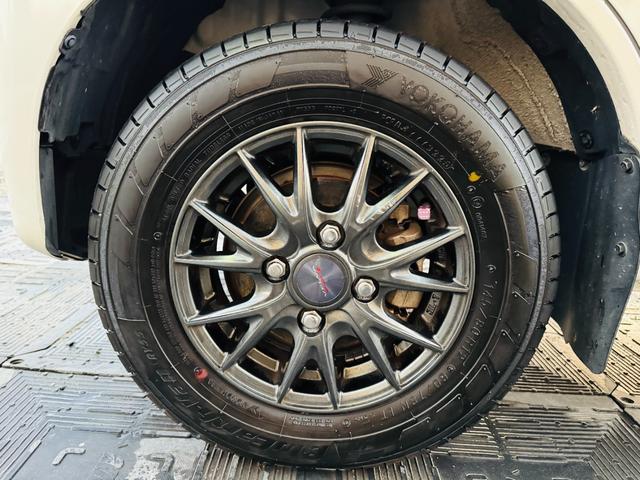 ハイゼットカーゴ クルーズターボＳＡＩＩＩ　純正ナビ・フルセグ・ＣＤ／ＤＶＤ／ＵＳＢ・Ｂｌｕｅｔｏｏｔｈ・ＥＴＣ・ＬＥＤヘッドライト・デジタルインナーミラー型前後ドラレコ・オートハイビーム・キーレス・保証付き（56枚目）