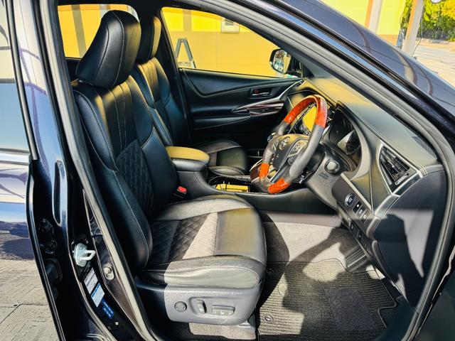 ハリアー プレミアム　アドバンスドパッケージ　衝突軽減ブレーキ・４ＷＤ・モデリスタフルエアロ・メーカーナビ・ＪＢＬ・ＣＤ・ＤＶＤ・Ｂｌｕｅｔｏｏｔｈ・フルセグ・全周囲カメラ・ＡＣＣ・パワーバックドア・置くだけ充電・外品ステアリング／シフトノブ（14枚目）