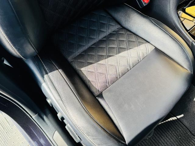 ハリアー プレミアム　アドバンスドパッケージ　衝突軽減ブレーキ・４ＷＤ・モデリスタフルエアロ・メーカーナビ・ＪＢＬ・ＣＤ・ＤＶＤ・Ｂｌｕｅｔｏｏｔｈ・フルセグ・全周囲カメラ・ＡＣＣ・パワーバックドア・置くだけ充電・外品ステアリング／シフトノブ（15枚目）