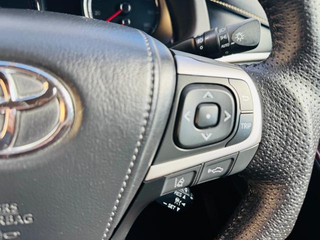 ハリアー プレミアム　アドバンスドパッケージ　衝突軽減ブレーキ・４ＷＤ・モデリスタフルエアロ・メーカーナビ・ＪＢＬ・ＣＤ・ＤＶＤ・Ｂｌｕｅｔｏｏｔｈ・フルセグ・全周囲カメラ・ＡＣＣ・パワーバックドア・置くだけ充電・外品ステアリング／シフトノブ（41枚目）