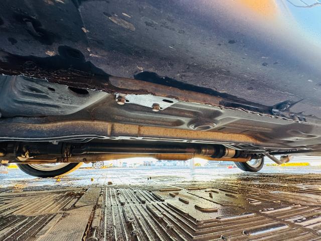 オートレッツのユーザー様買取車両をダイレクトに販売いたします♪業者間オークションに出品するまでの期間限定掲載♪お問い合わせは０７４３−２０−５８３８迄♪