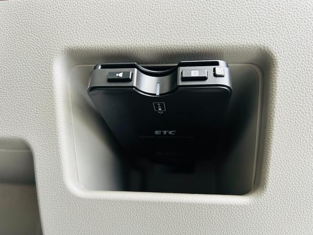 タント Ｘターボ　ＳＡＩＩＩ　４ＷＤ・純正ナビ・フルセグ・ＣＤ／ＤＶＤ再生可・Ｂｌｕｅｔｏｏｔｈ・ＵＳＢ・バックカメラ・ＥＴＣ・ナビ連動ドラレコ・片側電動スライドドア・シートヒーター・Ｃセンサー・ステリモ・保証付（10枚目）