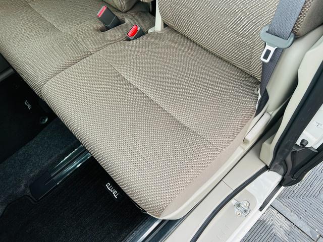 タント Ｘターボ　ＳＡＩＩＩ　４ＷＤ・純正ナビ・フルセグ・ＣＤ／ＤＶＤ再生可・Ｂｌｕｅｔｏｏｔｈ・ＵＳＢ・バックカメラ・ＥＴＣ・ナビ連動ドラレコ・片側電動スライドドア・シートヒーター・Ｃセンサー・ステリモ・保証付（18枚目）