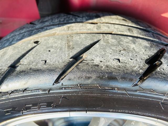 アルト Ｆ　５速ＭＴ・純正オーディオ・ＣＤ再生可・キーレス・ＥＴＣ・外品ＬＥＤライト・ＲＡＹＳ１５インチアルミ・Ｐｉｖｏｔタコメーター・メガネガーニッシュ・車検Ｒ９年９月・保証付（58枚目）