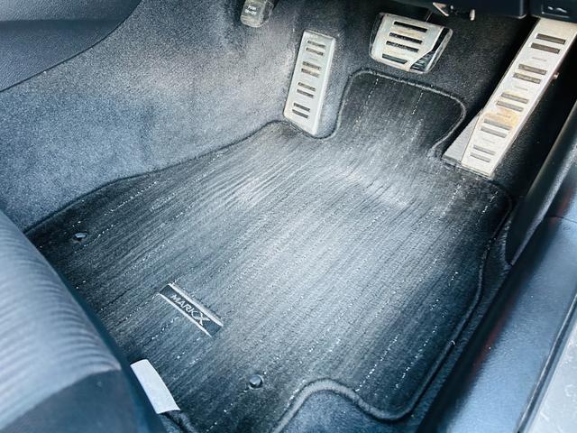 マークＸ ２５０Ｇ　Ｓパッケージリラックスセレクション　純正ナビ・フルセグ・ＣＤ・ＤＶＤ再生可・ステリモ・ＥＴＣ・バックカメラ・前席パワーシート・ＨＩＤ・オートライト・スマートキー・プッシュスタート・電格ミラー・純正アルミ１６インチ・保証付（12枚目）