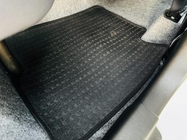 アルト VP レーダーブレーキサポート装着車・ETC・キーレス・SRSエアバッグ・ABS・フロアマット・ドアバイザー・保証付き(24枚目)